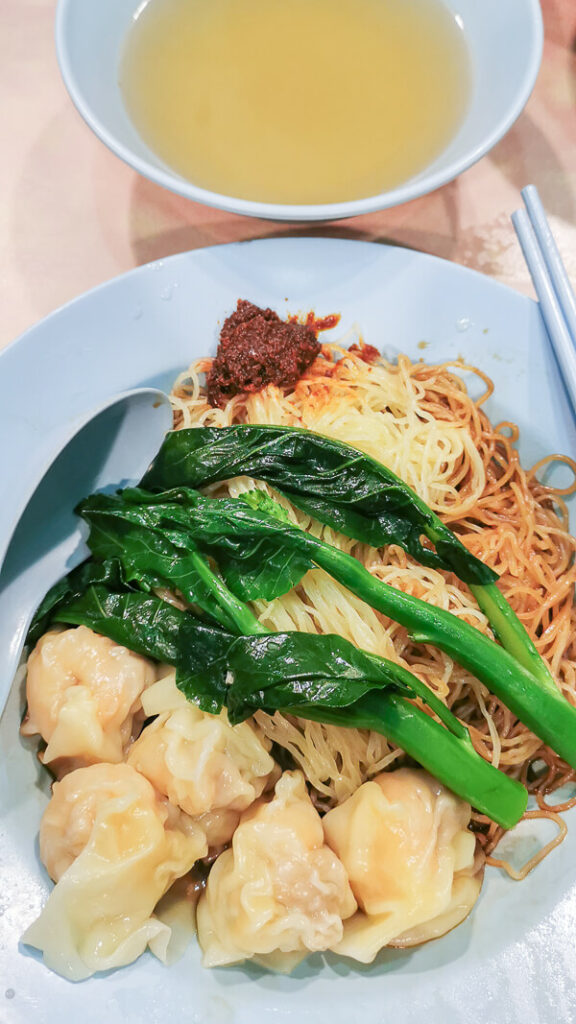 Xiang Jiang Soya Sauce Chicken - Shrimp Wanton Noodle Dry 1